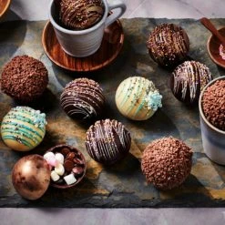 Moule à Sphères en Chocolat 3D pour Boissons Chaudes Wilton -Pavoni Shop moule a spheres en chocolat 3d pour boissons chaudes wilton 4